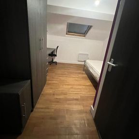 University Accommodation Cleaning Bridge of Weir